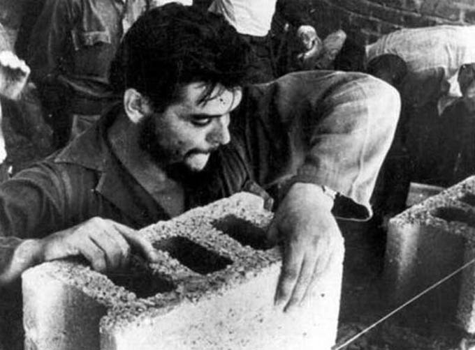 Junto al Che en un trabajo voluntario Junto al Che en un trabajo voluntario