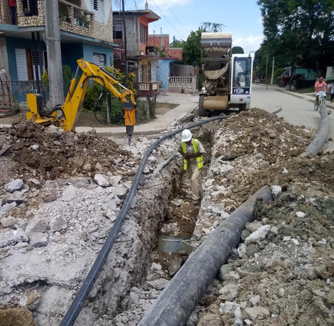 Sobrepasan los 12 millones de pesos inversiones este año en sector hidráulico de Granma Sobrepasan los 12 millones de pesos inversiones este año en sector hidráulico de Granma