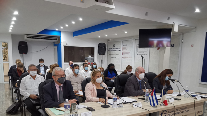 Fortalecen Cuba y Francia vínculos de colaboración económica Fortalecen Cuba y Francia vínculos de colaboración económica