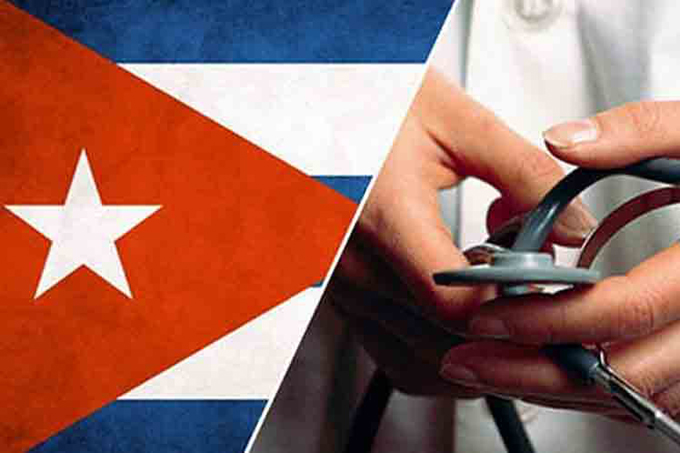 Entregan reconocimiento a Brigada Médica de Cuba en Uruguay Entregan reconocimiento a Brigada Médica de Cuba en Uruguay