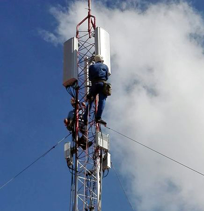 Aumenta en más de cuatro mil nuevos servicios telefonía fija en Granma Aumenta en más de cuatro mil nuevos servicios telefonía fija en Granma