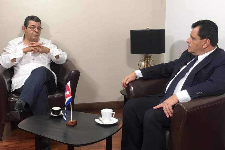 Denuncian en Costa Rica bloqueo de EE.UU. contra Cuba Denuncian en Costa Rica bloqueo de EE.UU. contra Cuba