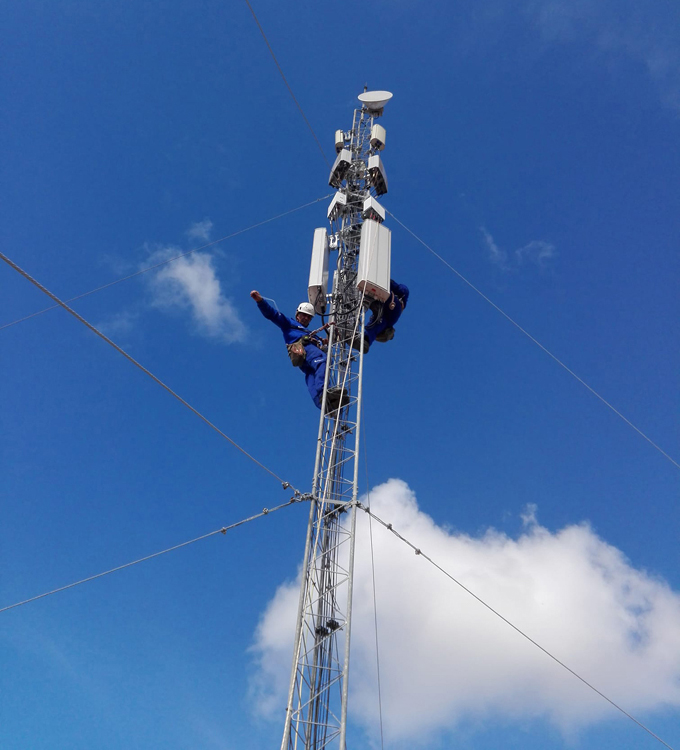 Reconocen esfuerzo para cubrir con tecnología 4G de telefonía móvil capitales de municipios de Granma Reconocen esfuerzo para cubrir con tecnología 4G de telefonía móvil capitales de municipios de Granma