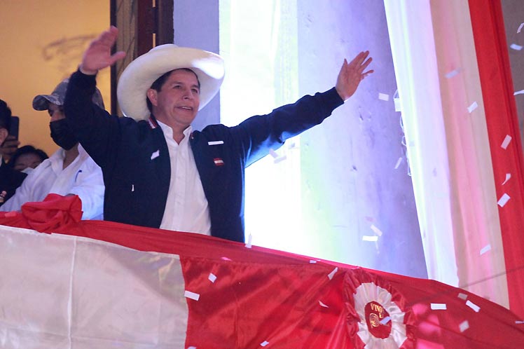 Presidente electo de Perú recibirá hoy credenciales de gobernante Presidente electo de Perú recibirá hoy credenciales de gobernante
