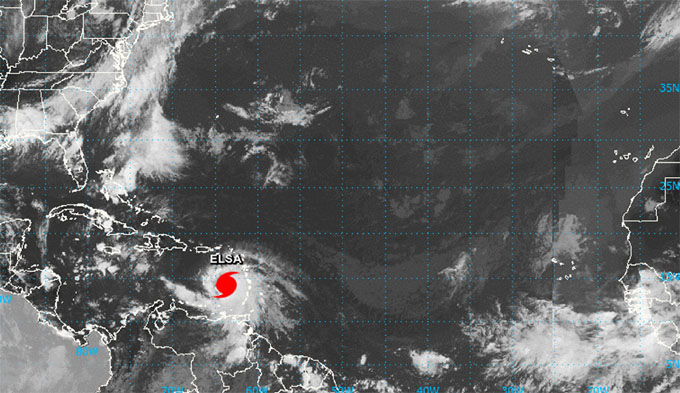 Huracán Elsa gana en intensidad en el Caribe oriental