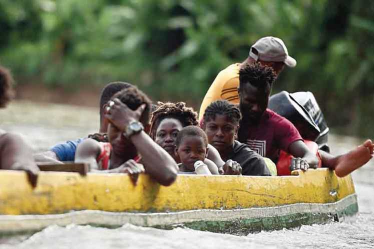 Cancilleres analizarán ruta migratoria irregular en América