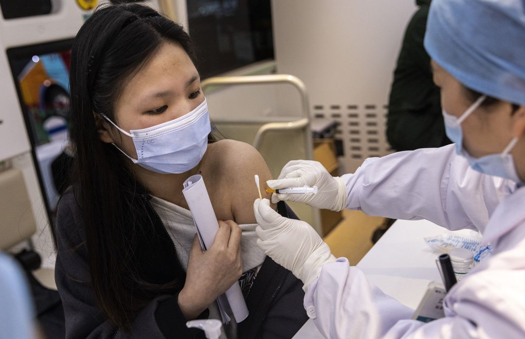 China con 77,6 por ciento de su población vacunada contra Covid-19 China con 77,6 por ciento de su población vacunada contra Covid-19