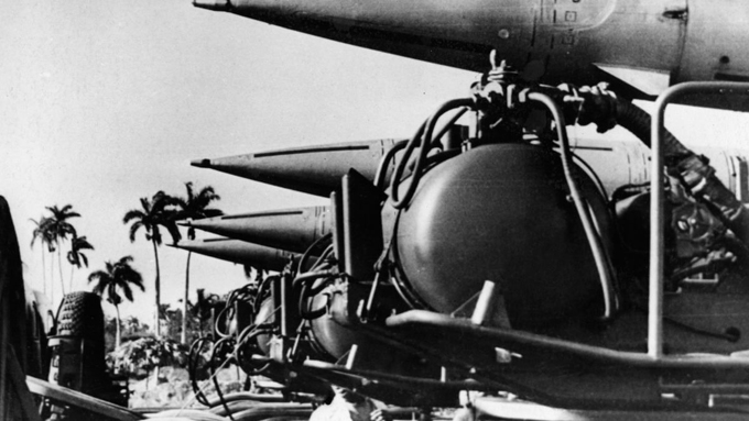 Crisis de Octubre: Cuando la Guerra Fría casi se torna nuclear Crisis de Octubre: Cuando la Guerra Fría casi se torna nuclear