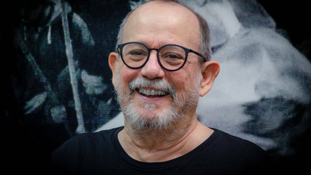 Felicita Presidente cubano a cantautor Silvio Rodríguez en su cumpleaños Felicita Presidente cubano a cantautor Silvio Rodríguez en su cumpleaños