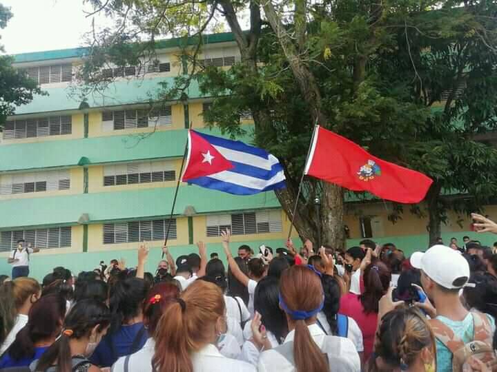 Celebran en Granma Día internacional del estudiante Celebran en Granma Día internacional del estudiante