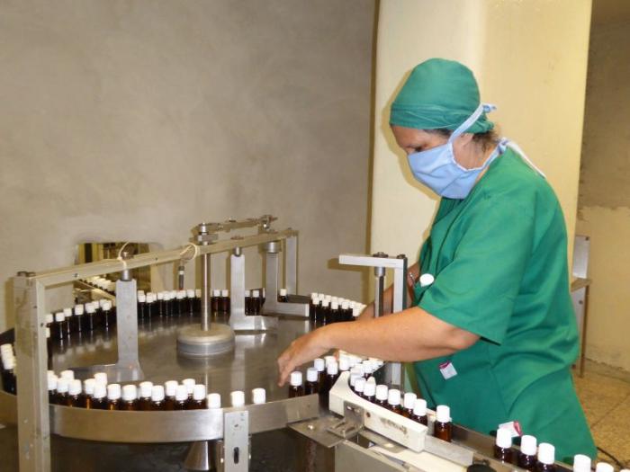 Única fábrica de medicamentos líquidos orales en Cuba: de la realidad a sus posibilidades Única fábrica de medicamentos líquidos orales en Cuba: de la realidad a sus posibilidades