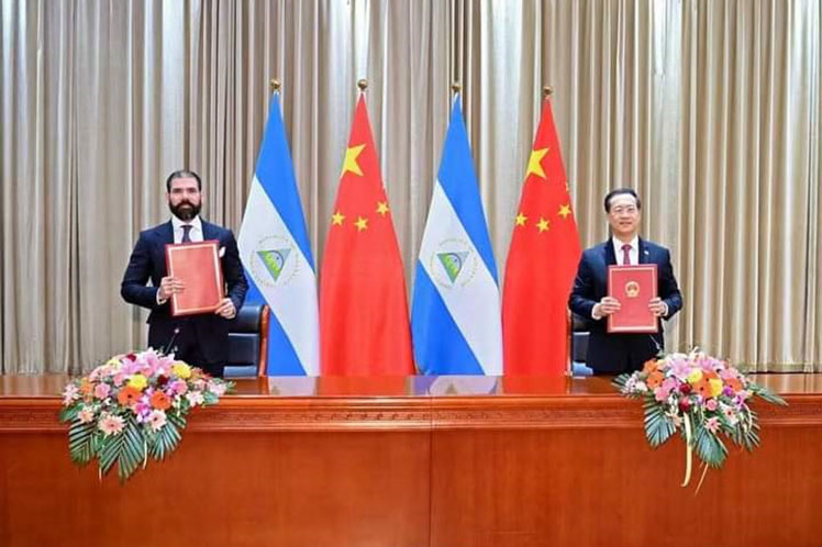 China restablece relaciones diplomáticas con Nicaragua