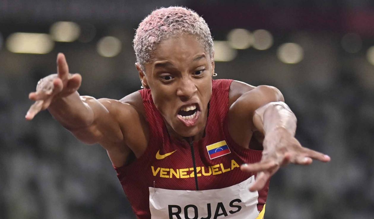 Venezolana Rojas, la más votada por la prensa de América Venezolana Rojas, la más votada por la prensa de América