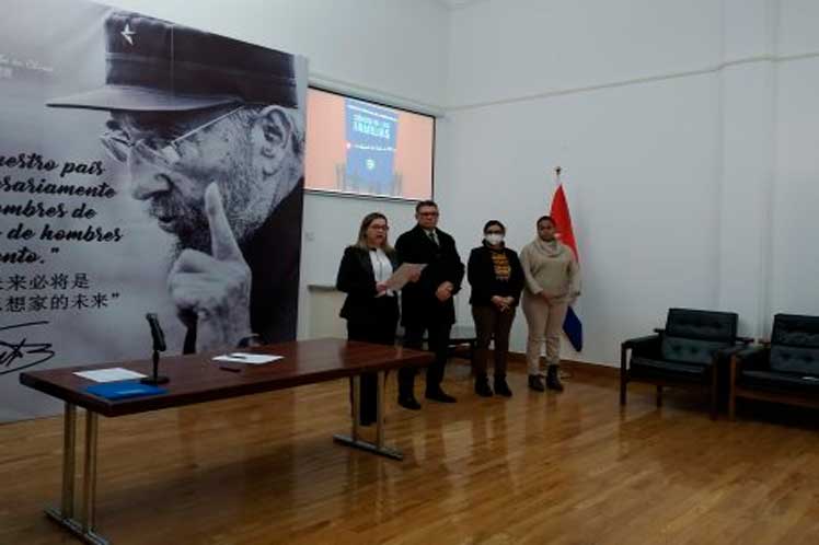 Conforman en China comisión para consulta cubana de Código de Familia (+Fotos)