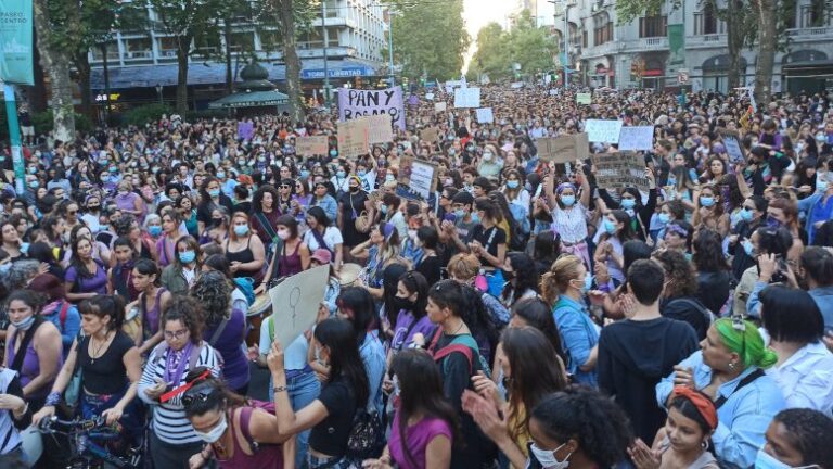 Relevante rechazo a cultura de la violación en Uruguay Relevante rechazo a cultura de la violación en Uruguay