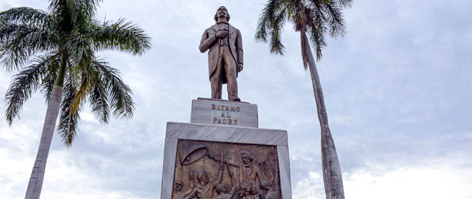Rinden homenaje a Céspedes en Bayamo (+ fotos) Rinden homenaje a Céspedes en Bayamo (+ fotos)