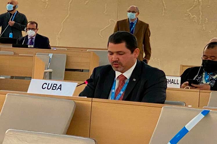 Cuba rechaza doble rasero y selectividad en derechos humanos Cuba rechaza doble rasero y selectividad en derechos humanos