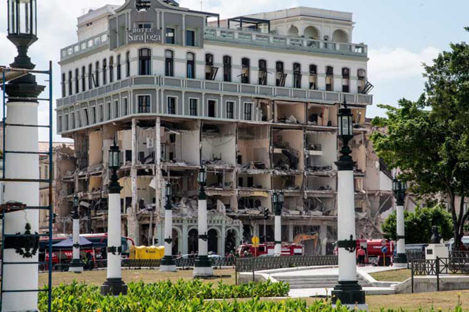 Cuba reporta 30 muertos y 84 heridos por accidente en hotel Saratoga Cuba reporta 30 muertos y 84 heridos por accidente en hotel Saratoga