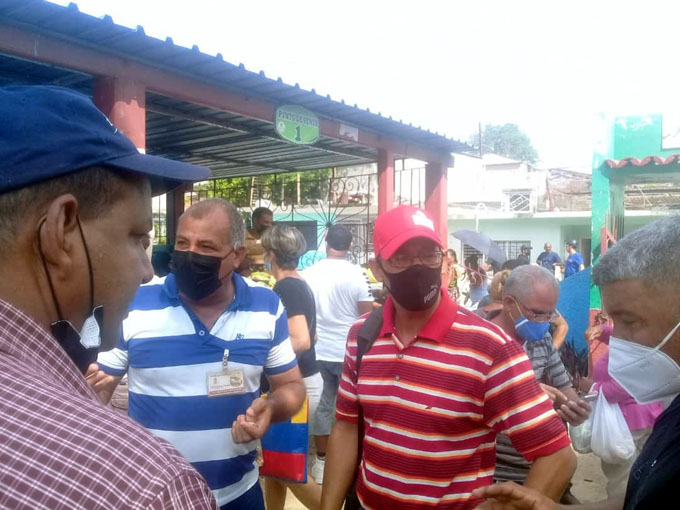 Trabajar por estimular la producción Trabajar por estimular la producción
