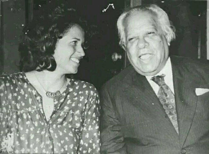Nicolás Guillén, está en Bayamo Nicolás Guillén, está en Bayamo