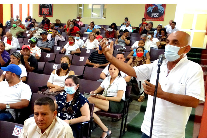 Debaten anteproyecto de Ley de Comunicación Social Debaten anteproyecto de Ley de Comunicación Social