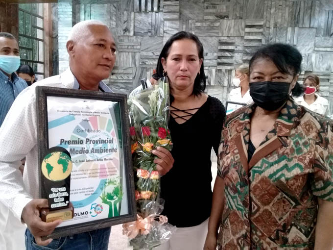 Premio a un educador ambiental Premio a un educador ambiental