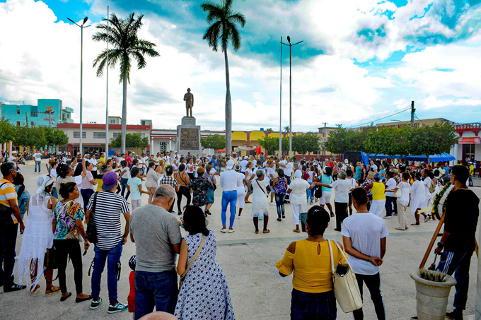 Fiesta de la cubanía aúna religiones en un canto de amor y paz (+fotos y video) Fiesta de la cubanía aúna religiones en un canto de amor y paz (+fotos y video)