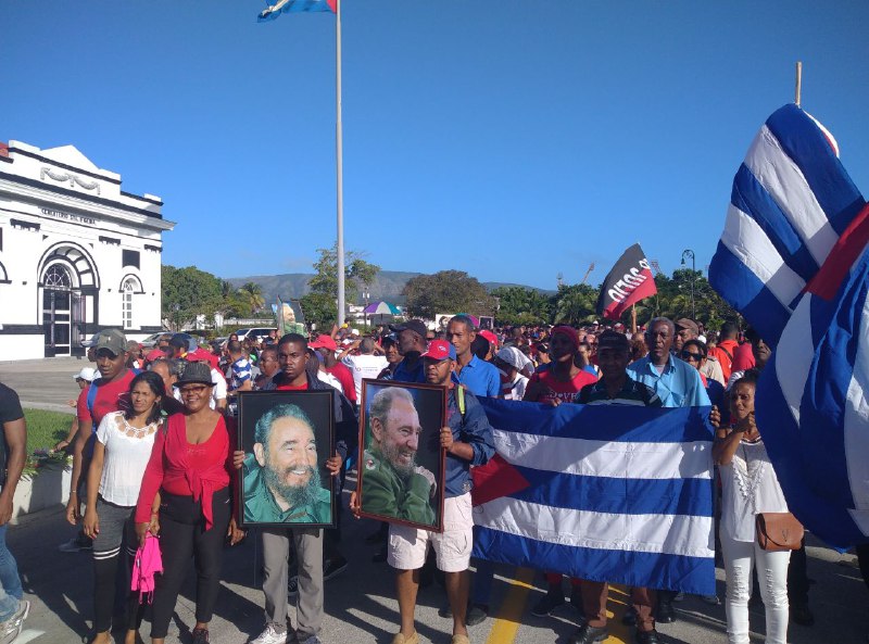 Santiago de Cuba rinde homenaje a Fidel Castro (+Fotos)