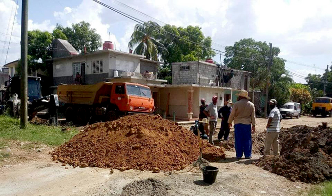 A buen ritmo obras hidráulicas de Granma