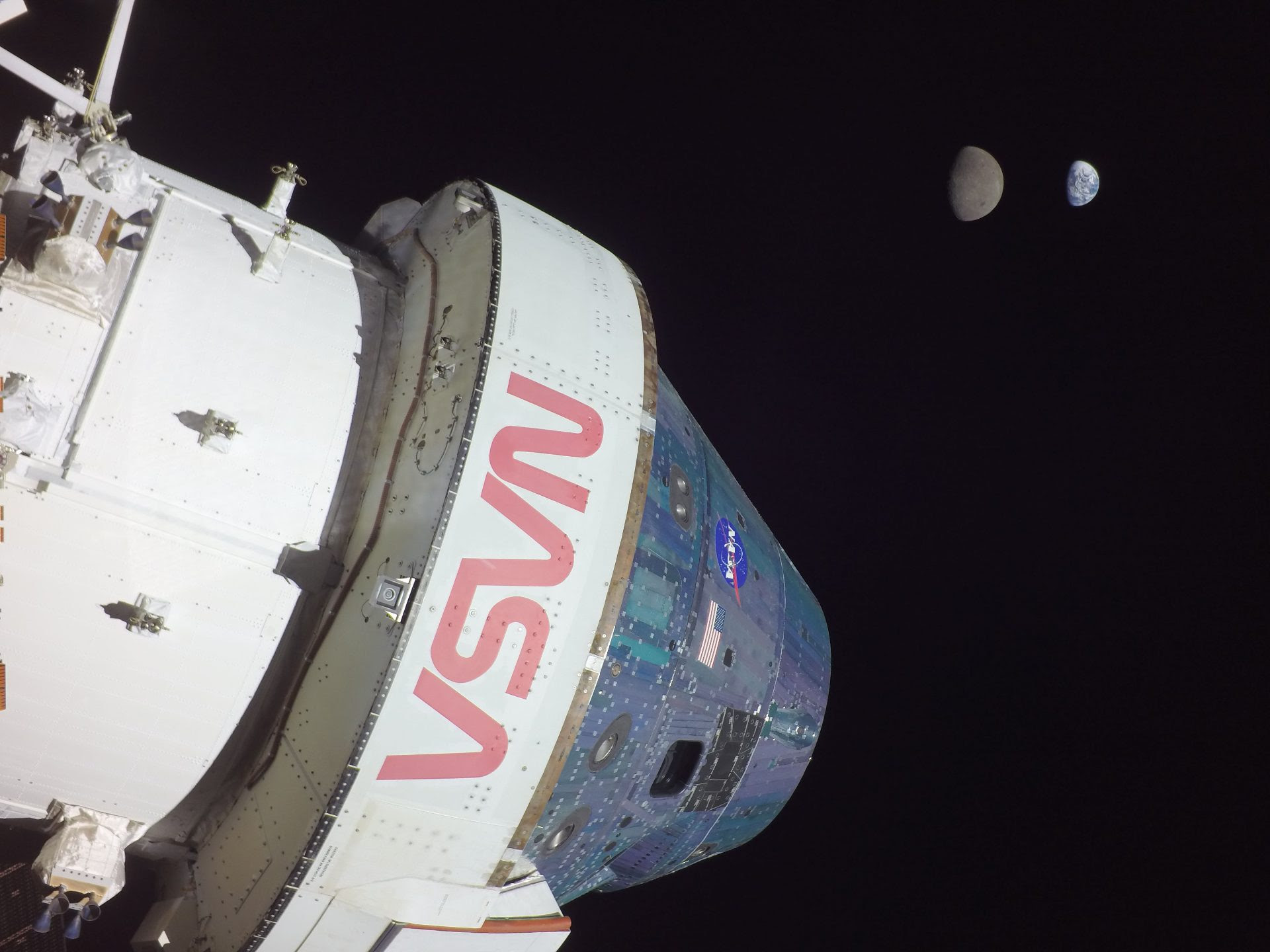 Viajes a la luna
