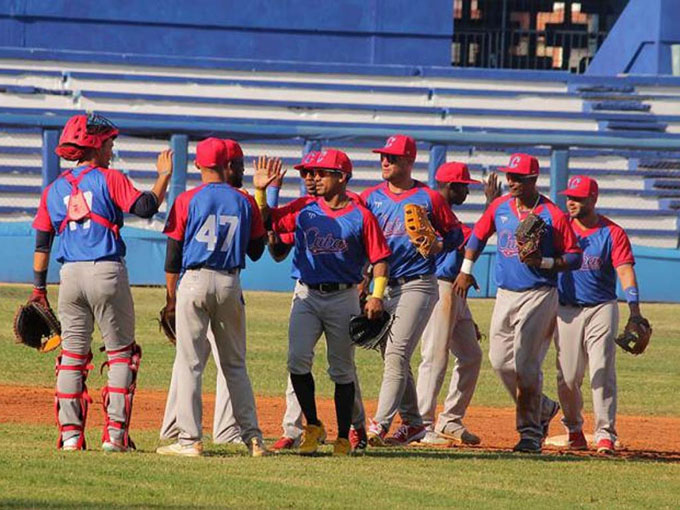 Equipo cubano de béisbol al Clásico buscará otro éxito en fogueo Equipo cubano de béisbol al Clásico buscará otro éxito en fogueo