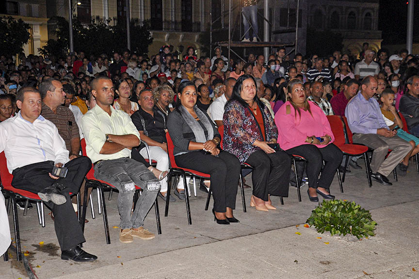 La noche en que las palomas retornaron a Bayamo