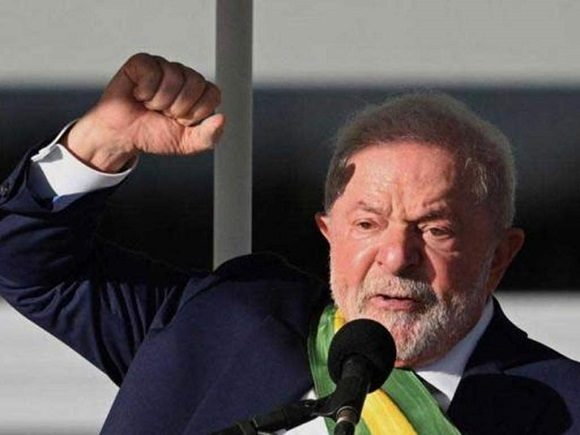 Lula decreta en Brasil intervención federal en DF ante invasiones