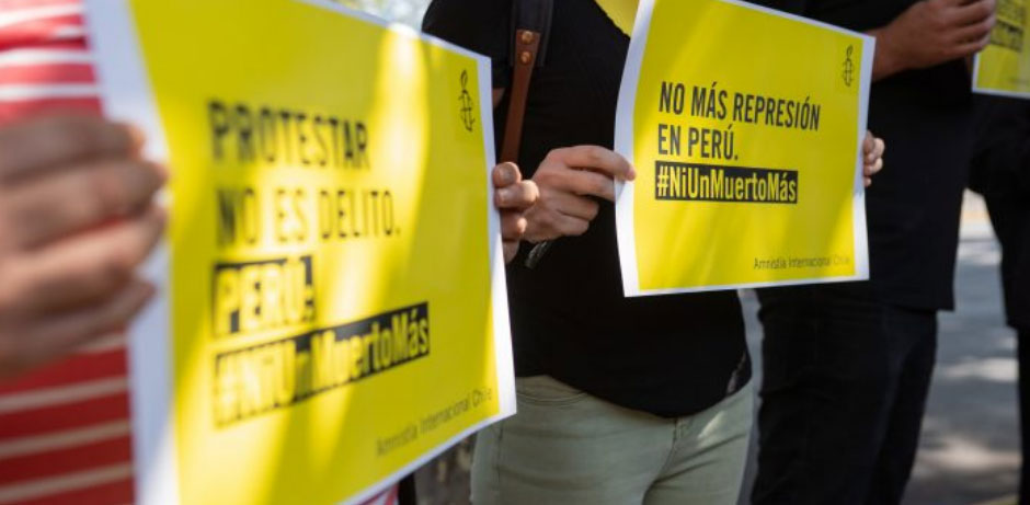 Universidades y otros sectores chilenos rechazan represión en Perú