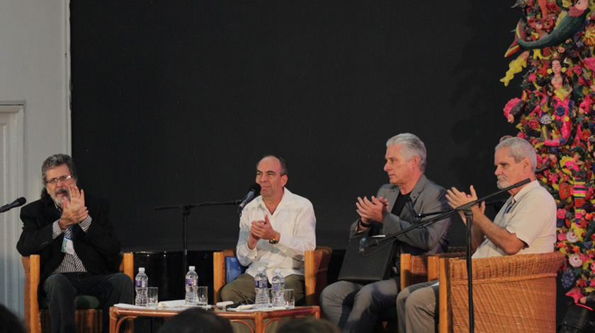 Instó Díaz-Canel a la unión contra la colonización cultural (+Fotos) Instó Díaz-Canel a la unión contra la colonización cultural (+Fotos)