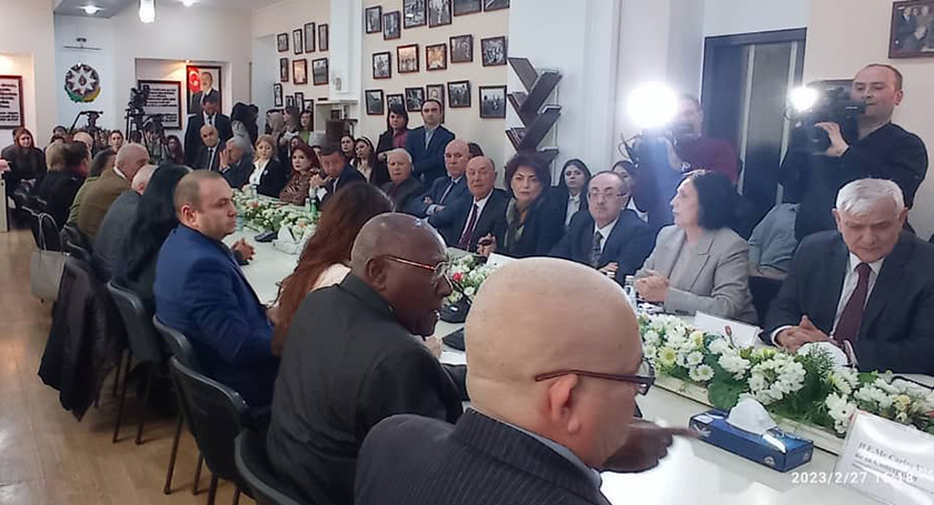 Comienza Valdés Mesa agenda de trabajo en Azerbaiyán Comienza Valdés Mesa agenda de trabajo en Azerbaiyán