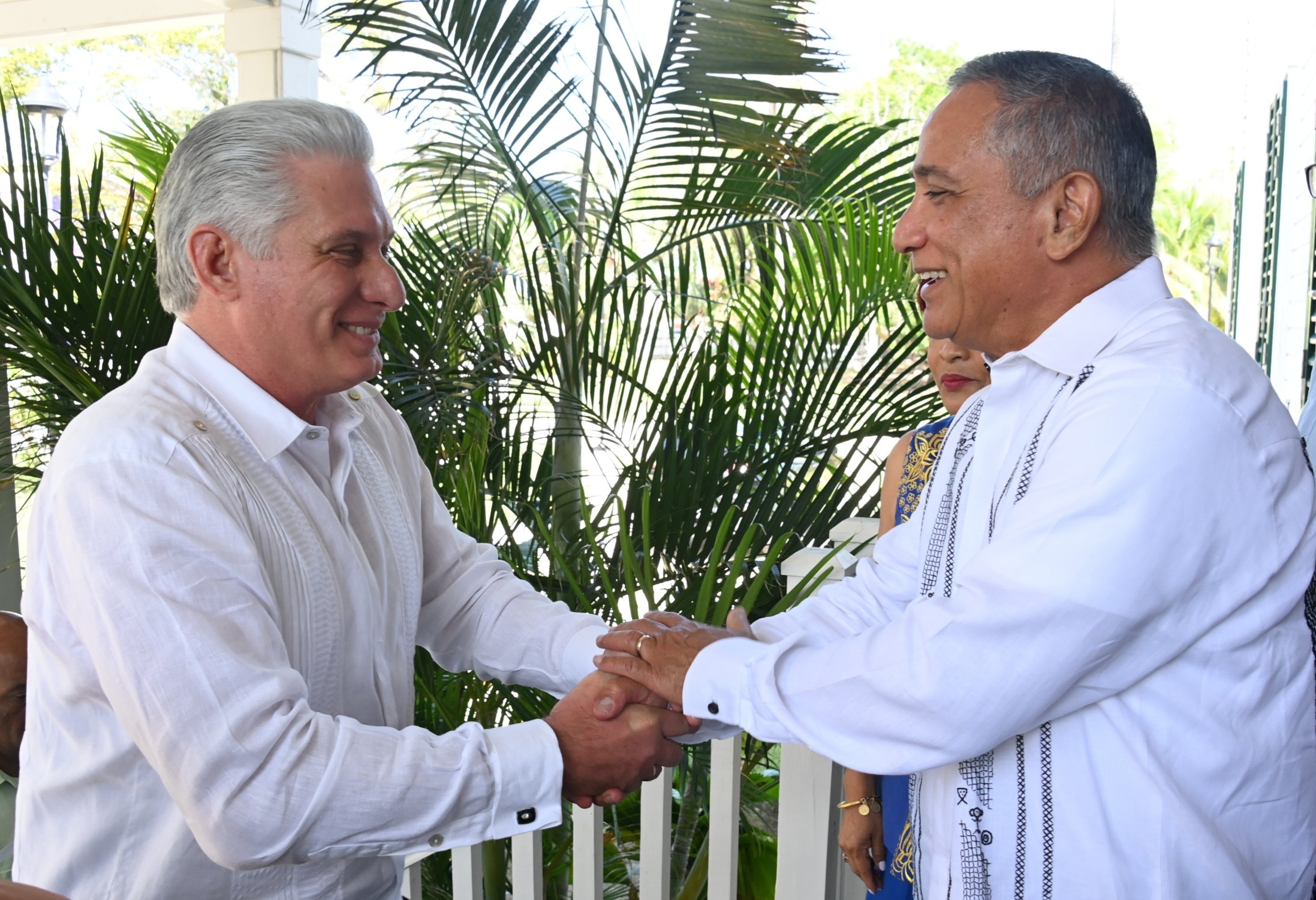 Visita de presidente cubano a Belice reconoce lazos profundos