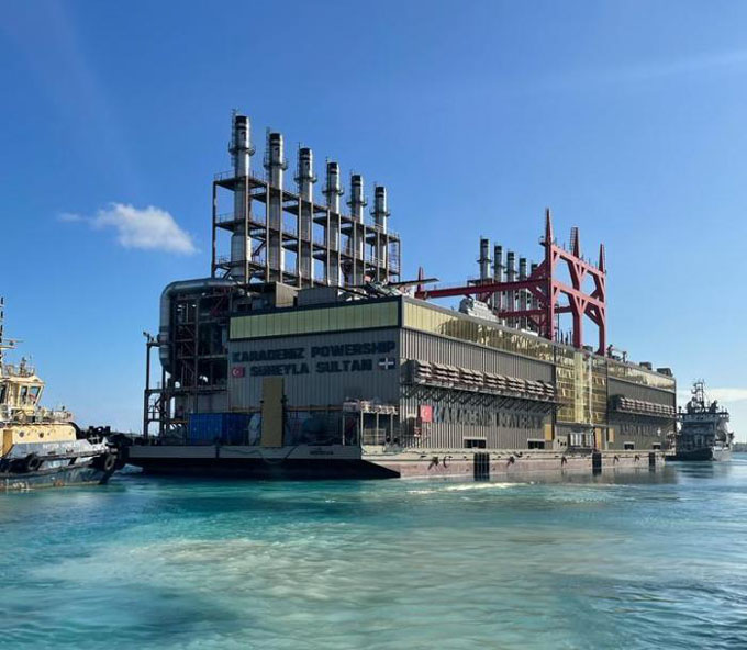 Arribó al país una nueva central flotante para apoyar la generación de electricidad Arribó al país una nueva central flotante para apoyar la generación de electricidad