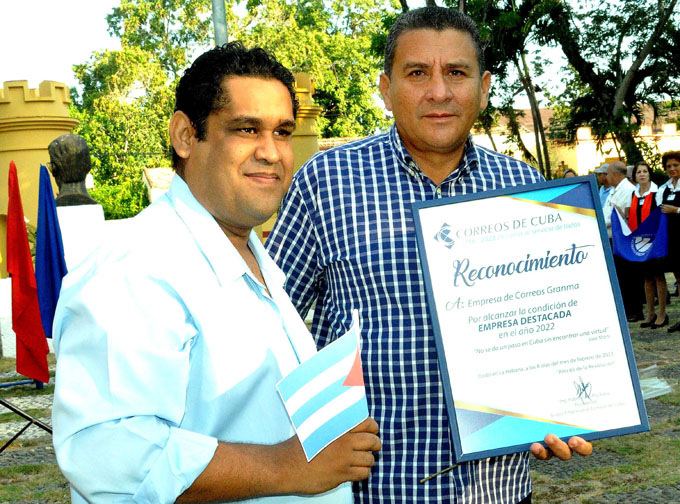 Reconocen a Correos y Etecsa como entidades destacadas Reconocen a Correos y Etecsa como entidades destacadas