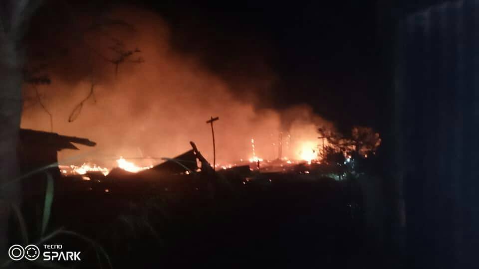 Incendio afecta casas para curar tabaco en Jovellanos, Matanzas Incendio afecta casas para curar tabaco en Jovellanos, Matanzas