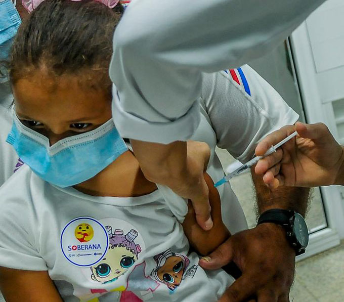 Investigación revela que la eficacia de Soberana 02 y Soberana Plus en niños no disminuyó con el tiempo Investigación revela que la eficacia de Soberana 02 y Soberana Plus en niños no disminuyó con el tiempo