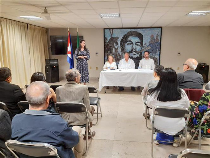 Héroe dice en México que la pelea de Cuba es seguir adelante Héroe dice en México que la pelea de Cuba es seguir adelante