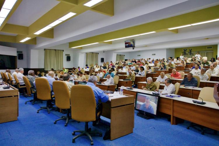 Aprueba VI Pleno del CCPCC Código de Ética de los Cuadros de la Revolución Cubana