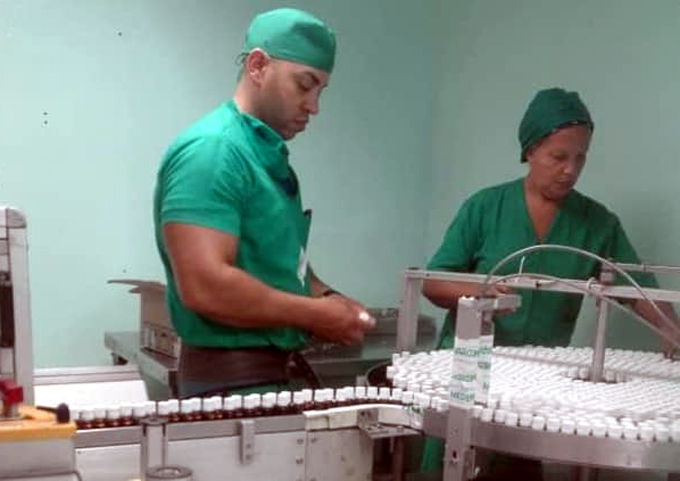 Produce Medilip Hipoclorito de sodio para enfrentar situación sanitaria creada por intensas lluvias (+fotos) Produce Medilip Hipoclorito de sodio para enfrentar situación sanitaria creada por intensas lluvias (+fotos)