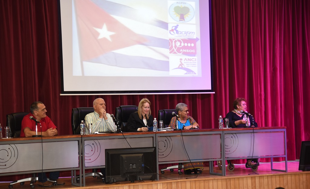 Nueva asociación protege derecho de personas con discapacidad en Cuba Nueva asociación protege derecho de personas con discapacidad en Cuba