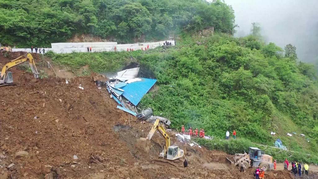 Lamenta Cuba víctimas por deslizamiento de tierra en China