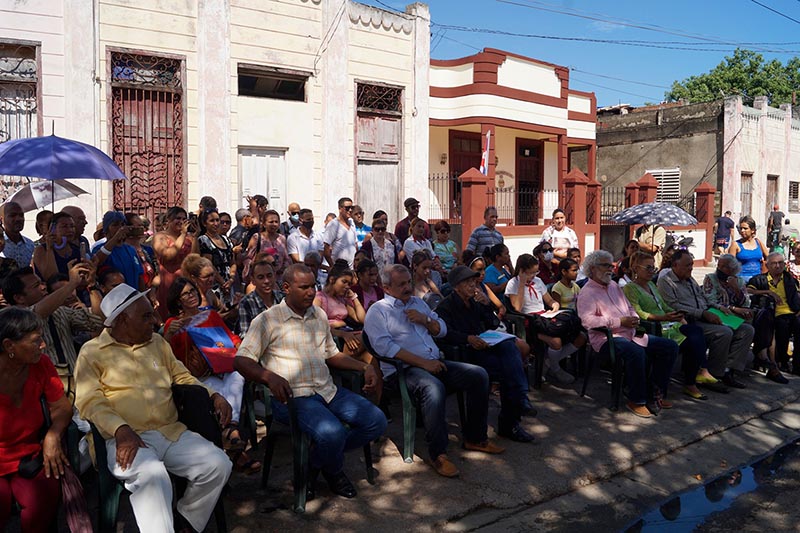Bayamo sede de la primera filial de la Escuela Nacional de Poesía (+ fotos) Bayamo sede de la primera filial de la Escuela Nacional de Poesía (+ fotos)