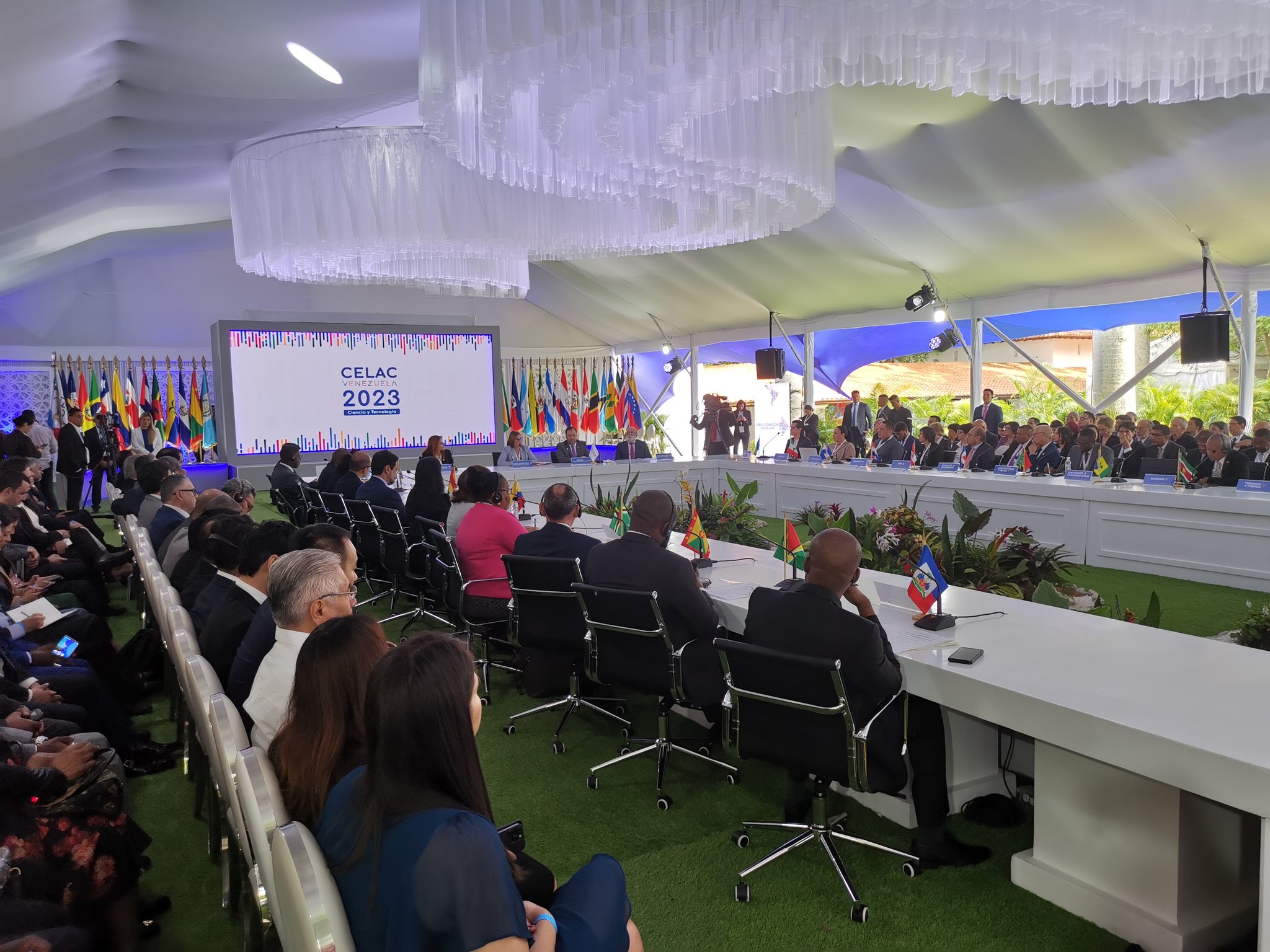 Defiende Cuba fortalecimiento de la integración latinoamericana Defiende Cuba fortalecimiento de la integración latinoamericana