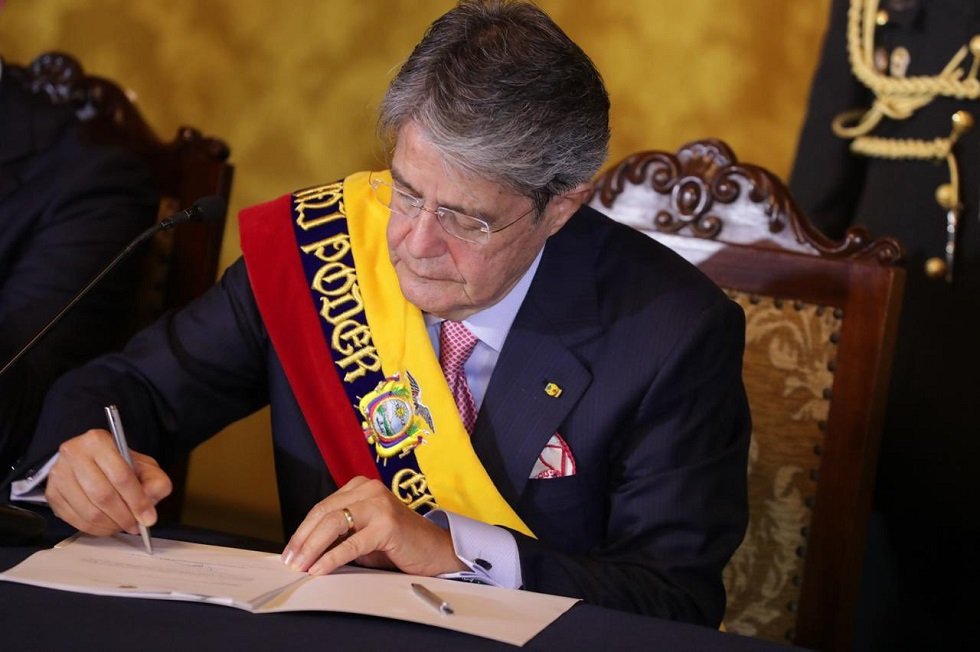 Lasso renunció a su reelección en Ecuador