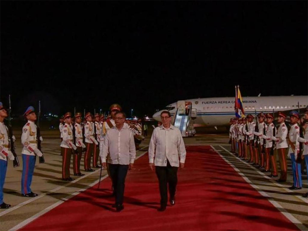 Gobierno de Colombia y ELN concluyen diálogos de paz en Cuba